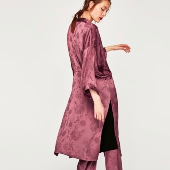 Zara Other - ZARA Shimmery Jacquard Floral Kimono Robe Medium